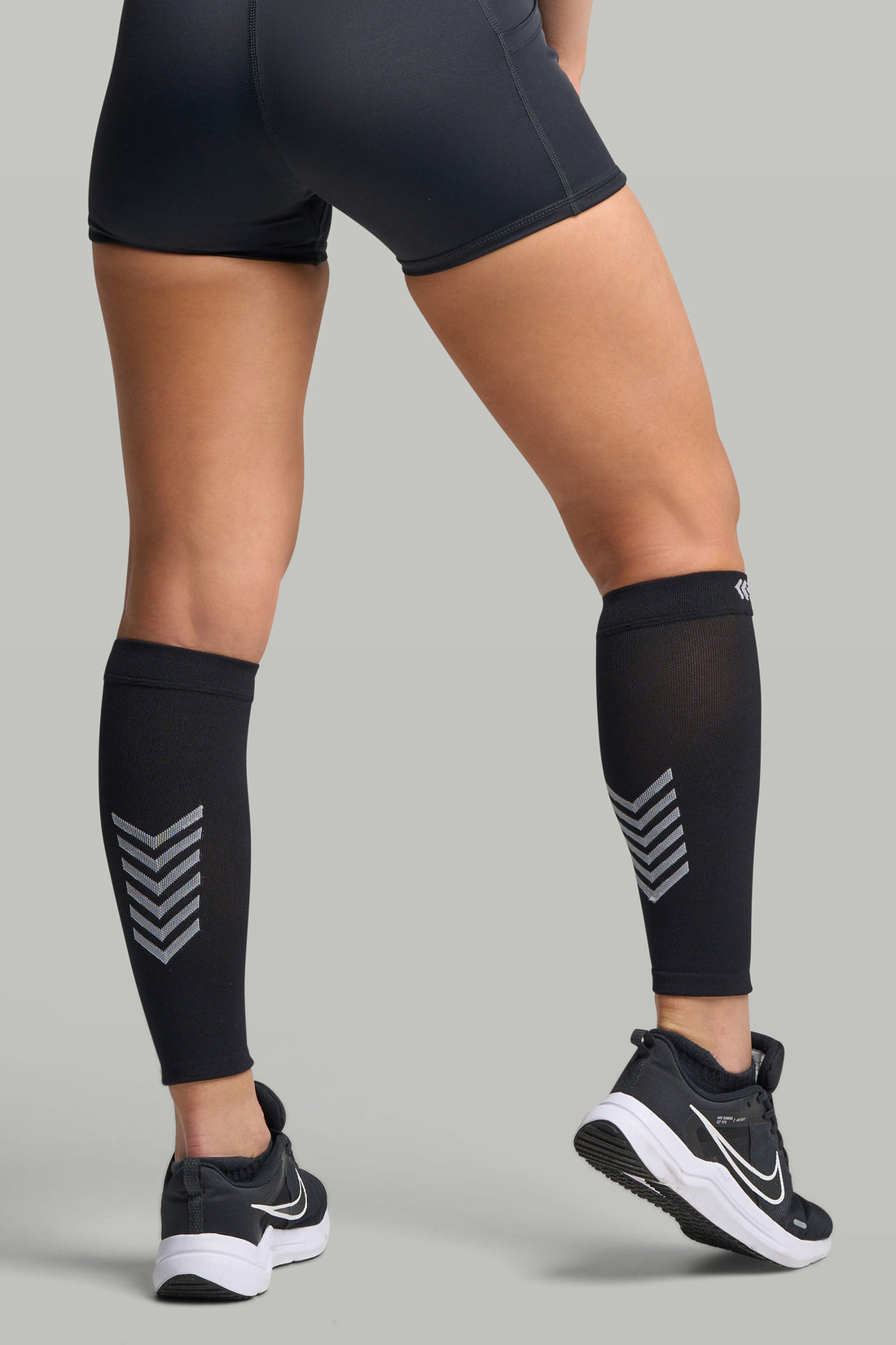 BASE Compression Calf Sleeve (Pair) - Black
