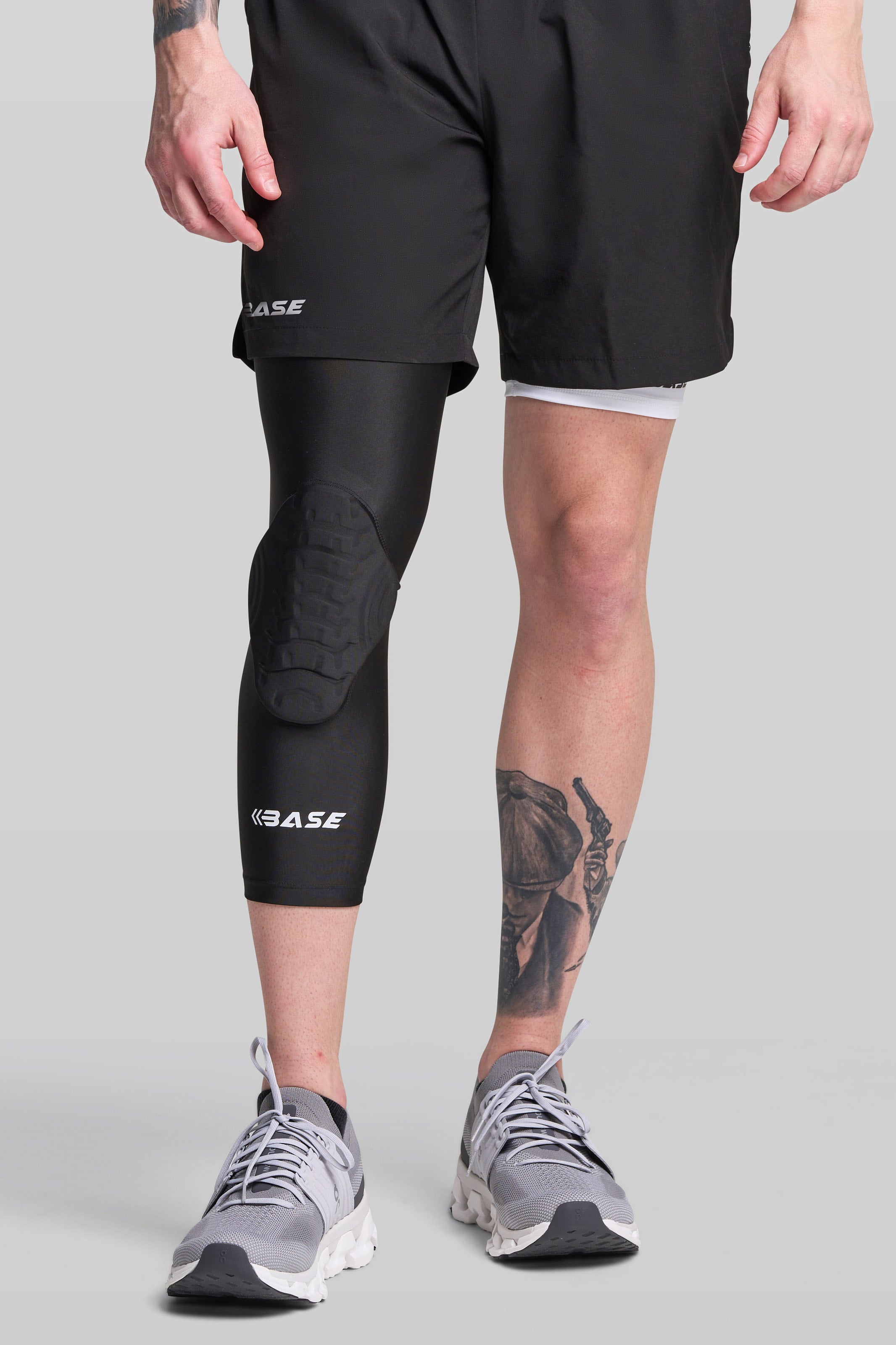 BASE Compression &quot;CURVED&quot; Padded Knee Guard (Single) - Black