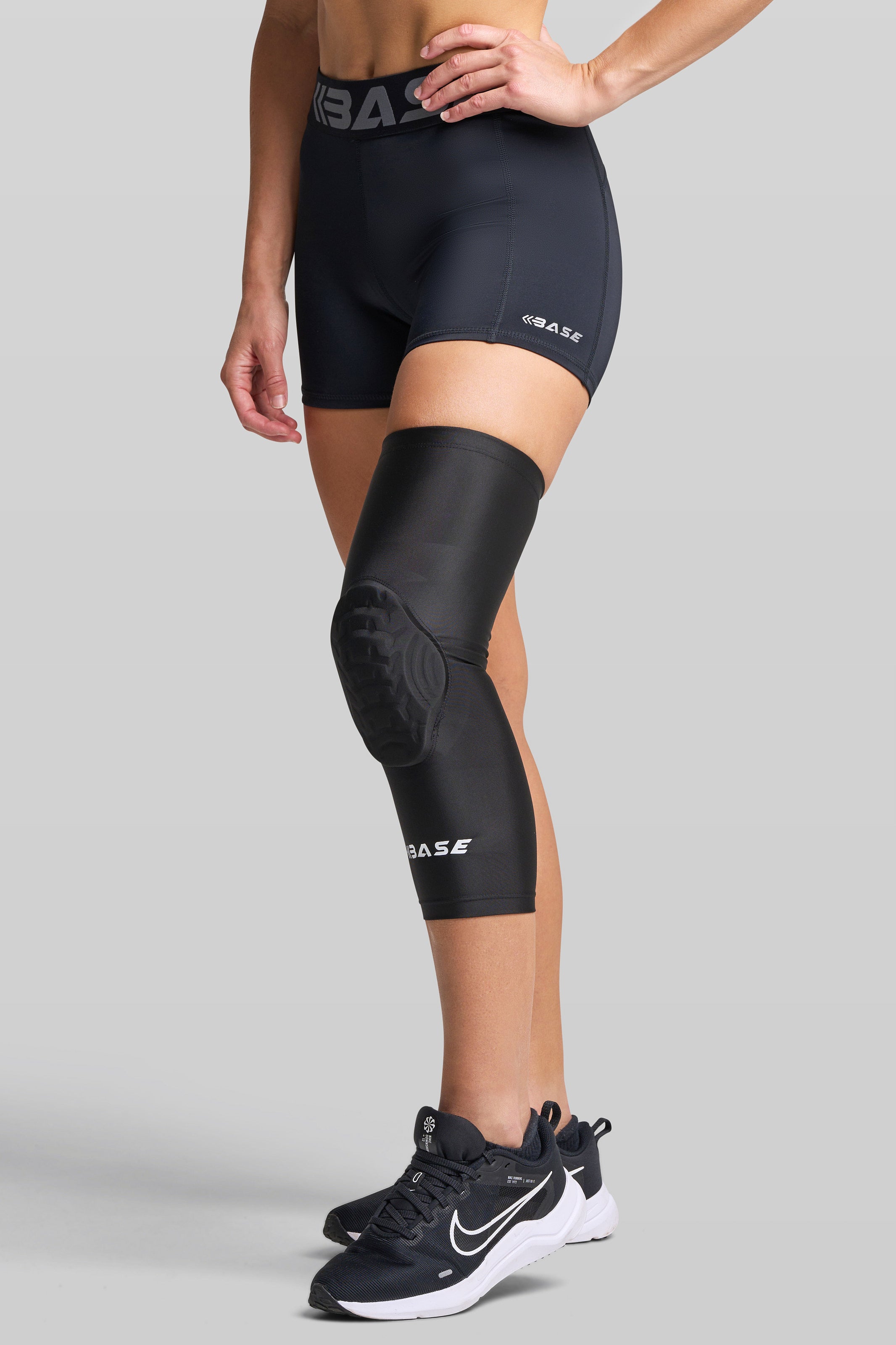 BASE Compression &quot;CURVED&quot; Padded Knee Guard (Single) - Black