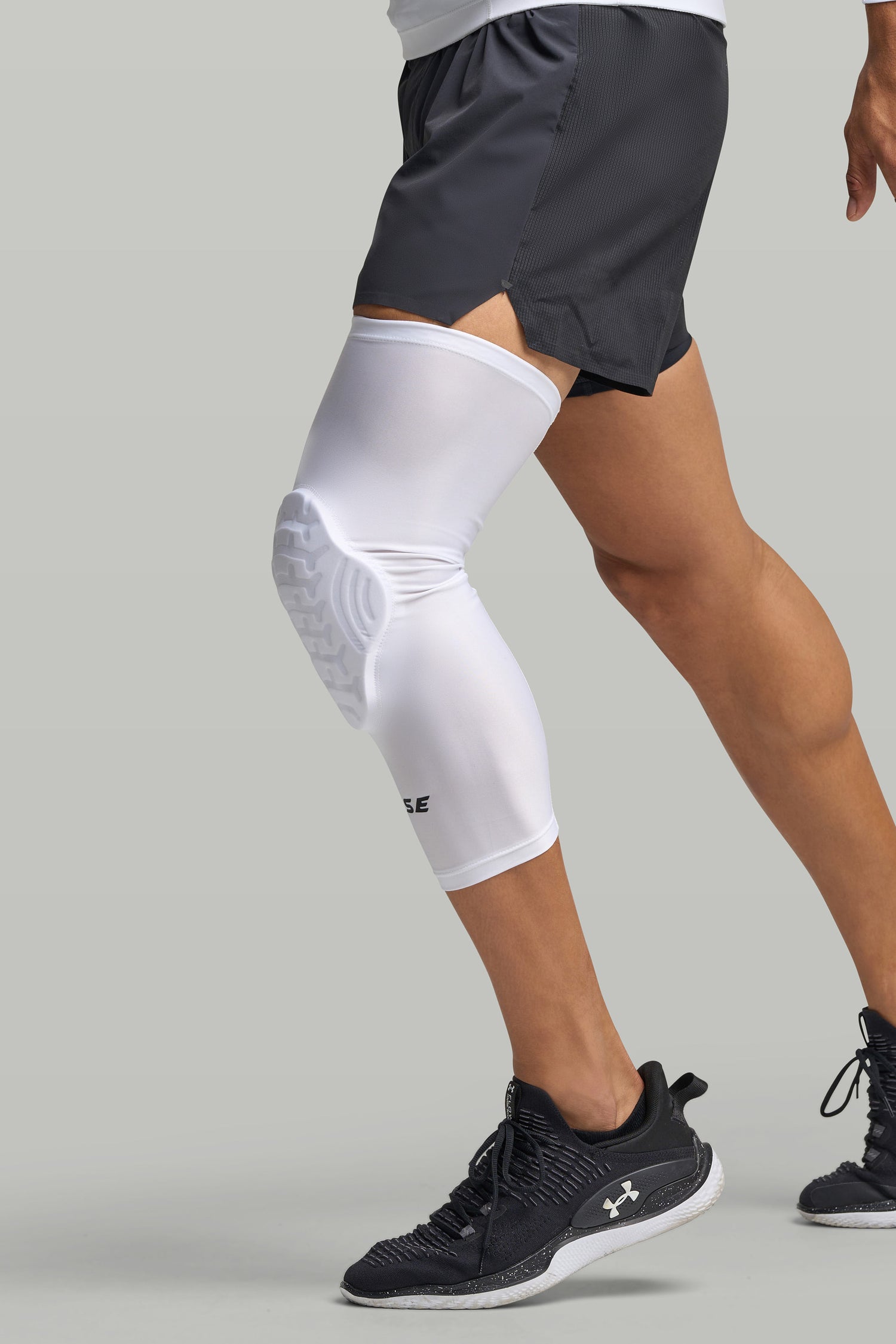 BASE Compression &quot;CURVED&quot; Padded Knee Guard (Single) - White