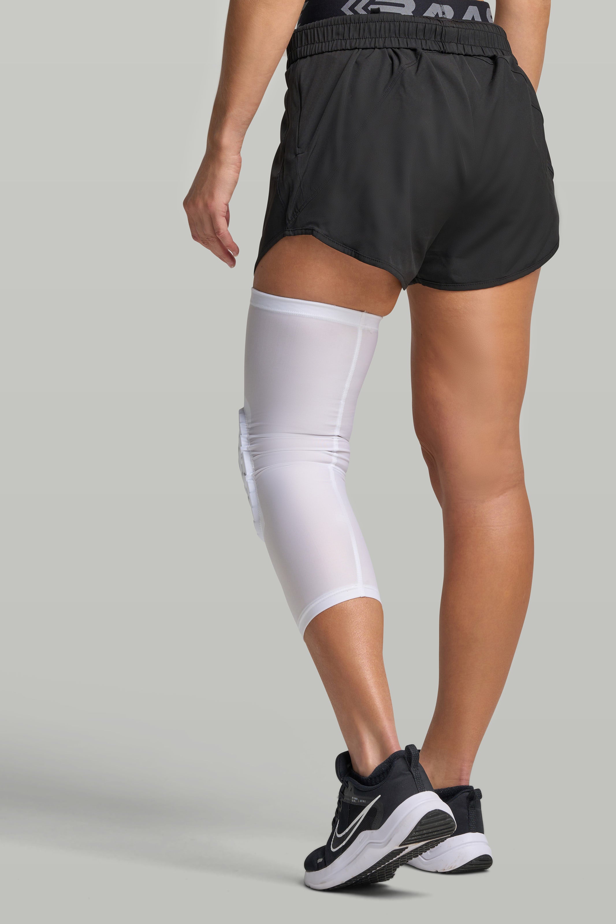 BASE + NBL Square Padded Knee Guard (Single) - White