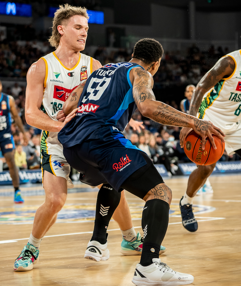 BASE NBL Compression Calf Sleeve Single Black