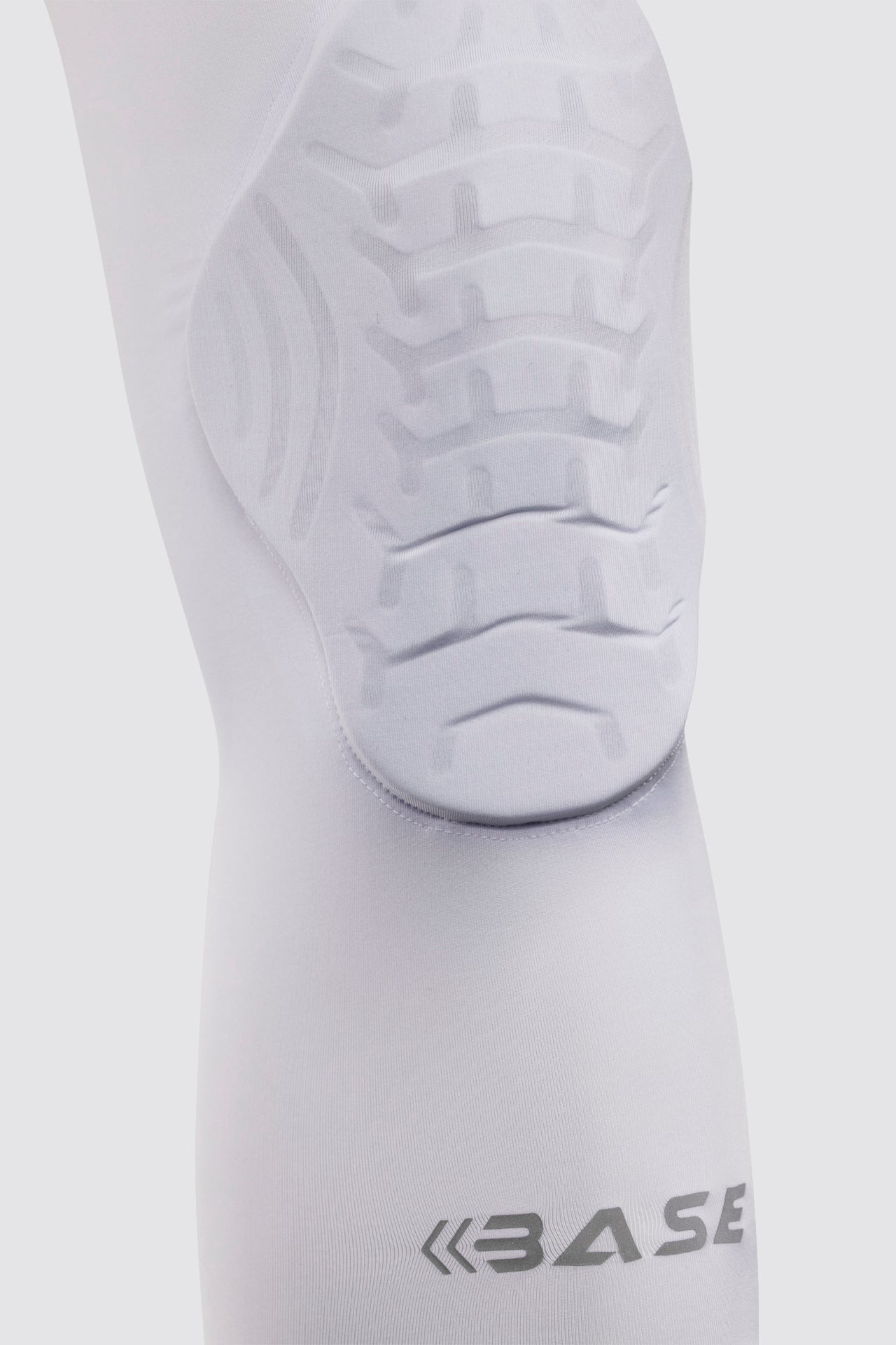 BASE Compression Padded Knee Guard - White